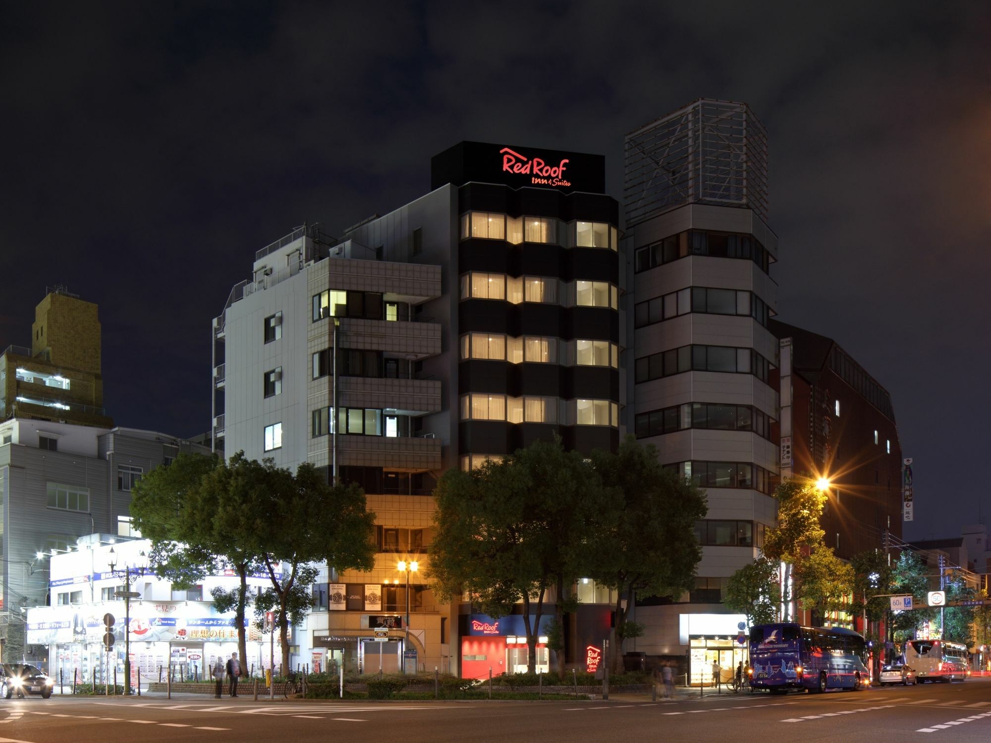 Red Roof Inn & Suites Osaka Namba Nipponbashi Exteriör bild