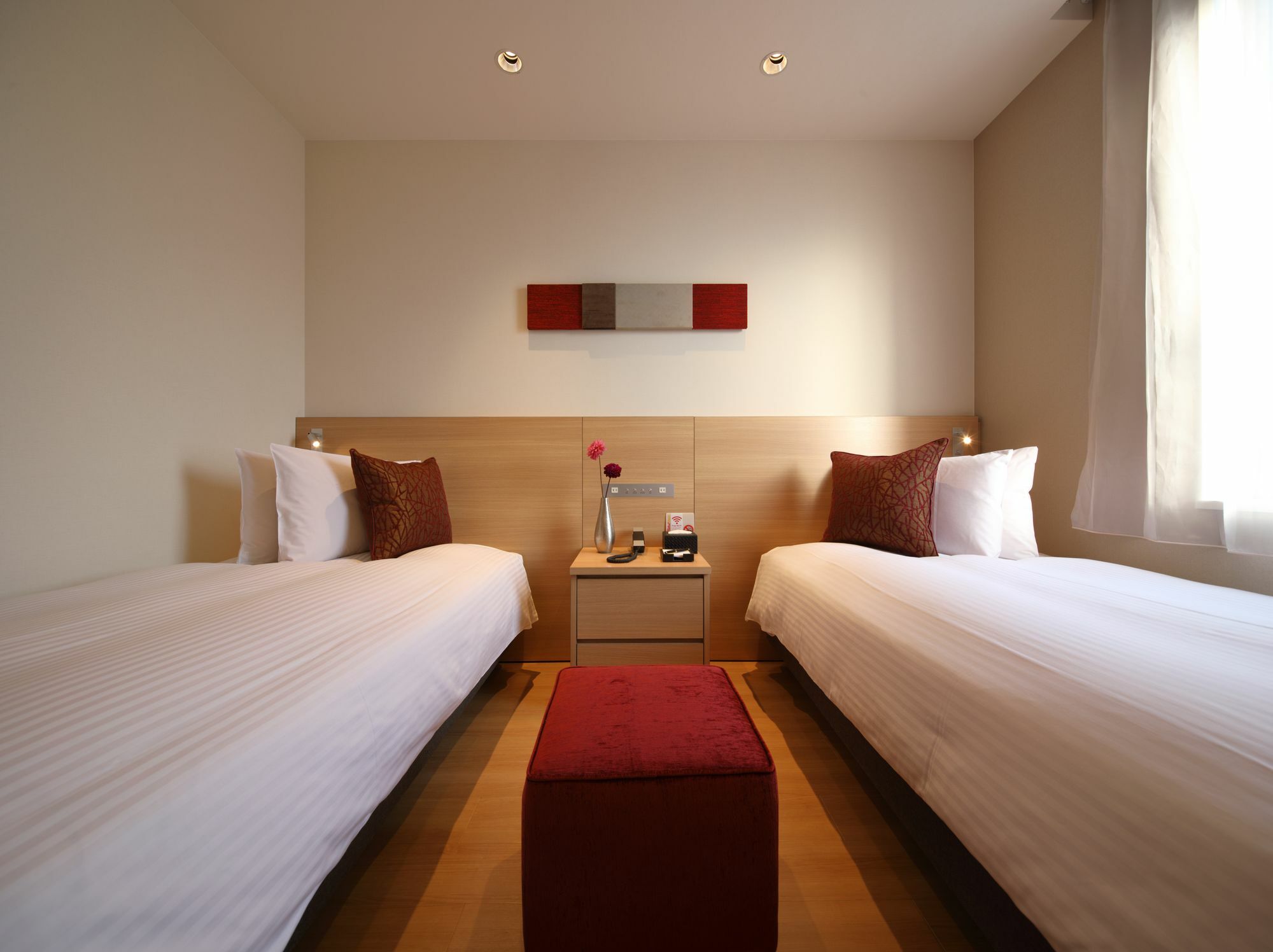 Red Roof Inn & Suites Osaka Namba Nipponbashi Exteriör bild